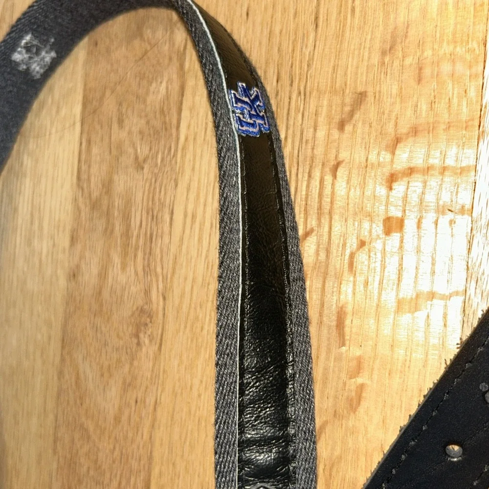 Vtg University of Kentucky Wildcats Leather Belt 38 Century Canada Buckle 55975